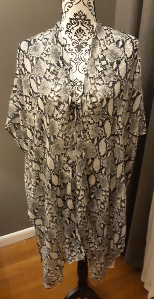 Snake Skin Print Kimono